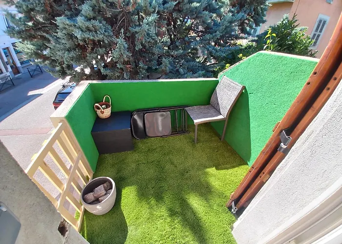 Maison A 5 Minutes Du A Pied * エクスレバン