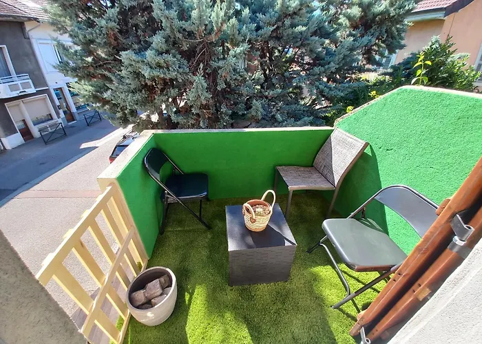 Maison A 5 Minutes Du A Pied 別荘 エクスレバン